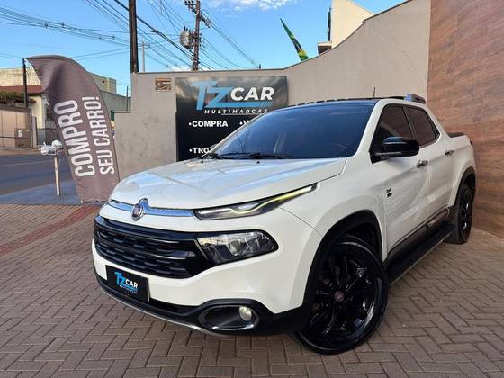 FIAT TORO 2.0 16V TURBO DIESEL VOLCANO 4WD AT9 FIAT TORO 2.0 16V TURBO DIESEL VOLCANO 4WD AT9